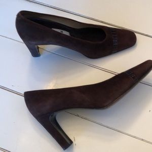 Vintage Pierre Balmain suede round square toe pumps